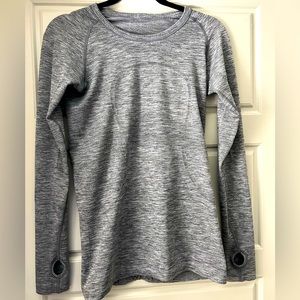Lululemon Long-Sleeve Grey Athletic Top